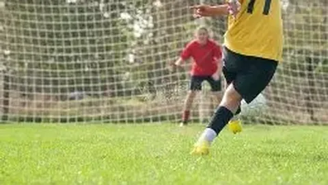 激情对决！浙江U20与新疆U20全运男足战绩持平，谁能挺进决赛圈？悬念待抽签揭晓！